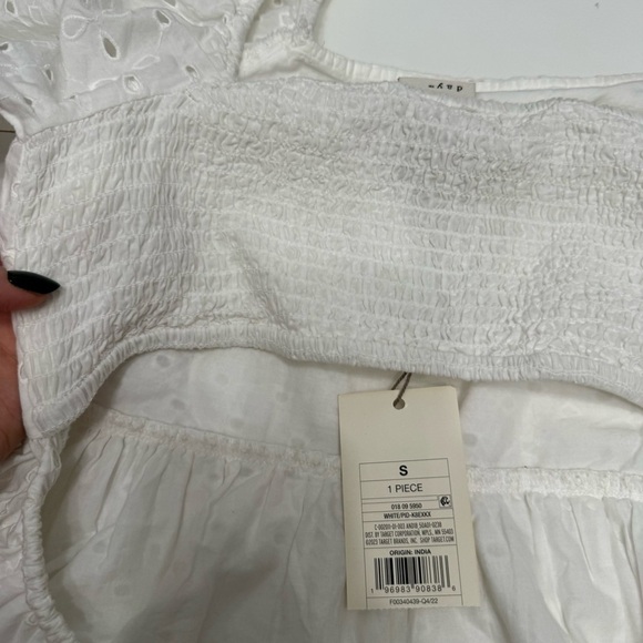 A new day white puff 3/4 sleeve eyelet dress size small - Picture 11 of 13